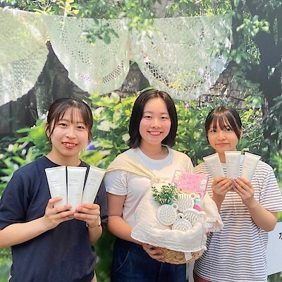 【近鉄あべのハルカス】ジメジメ、べたつきにさようなら。夏の頭皮をすっきり洗い上げる爽快ヘアケア|スタッフのおすすめ