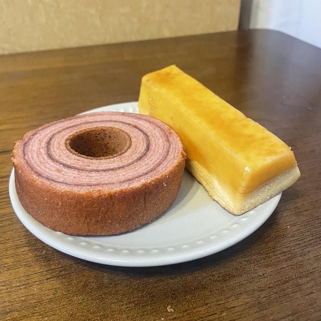 ハスカップバウムとみたらし団子風バウムの写真