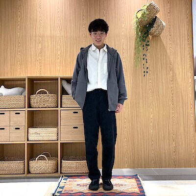 【イオン秦野】　身長172cm