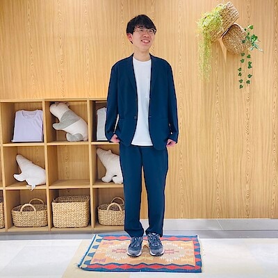 【イオン秦野】　身長172cm