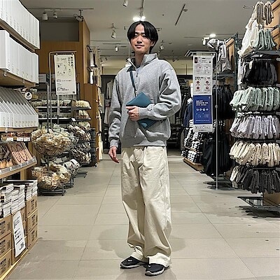 【イオンモール川口前川】身長178 cm