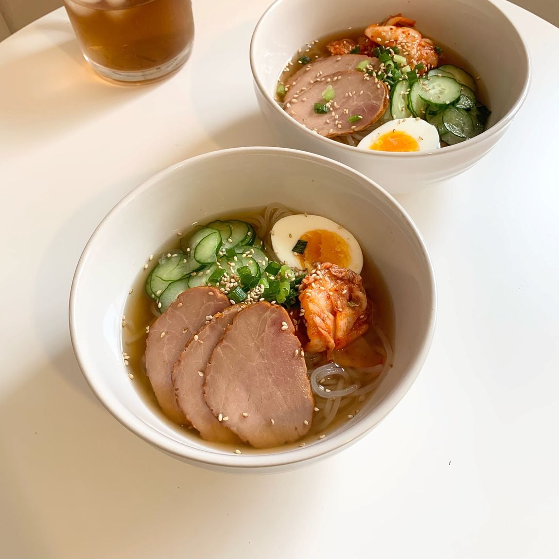 冷麵盛り付け