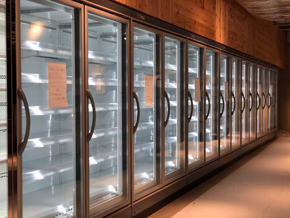 【シエスタハコダテ】リニューアルオープンまであと11日｜冷凍庫の長さは11メートル