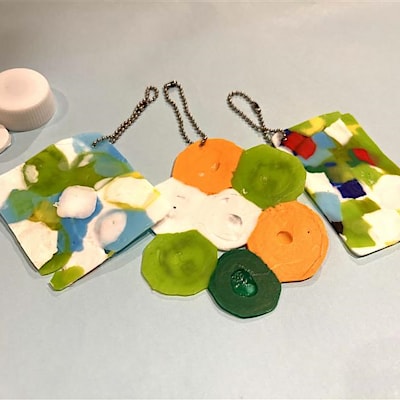 【シエスタハコダテ】『ペットボトルキャップでオリジナルキーホルダーをつくろう』