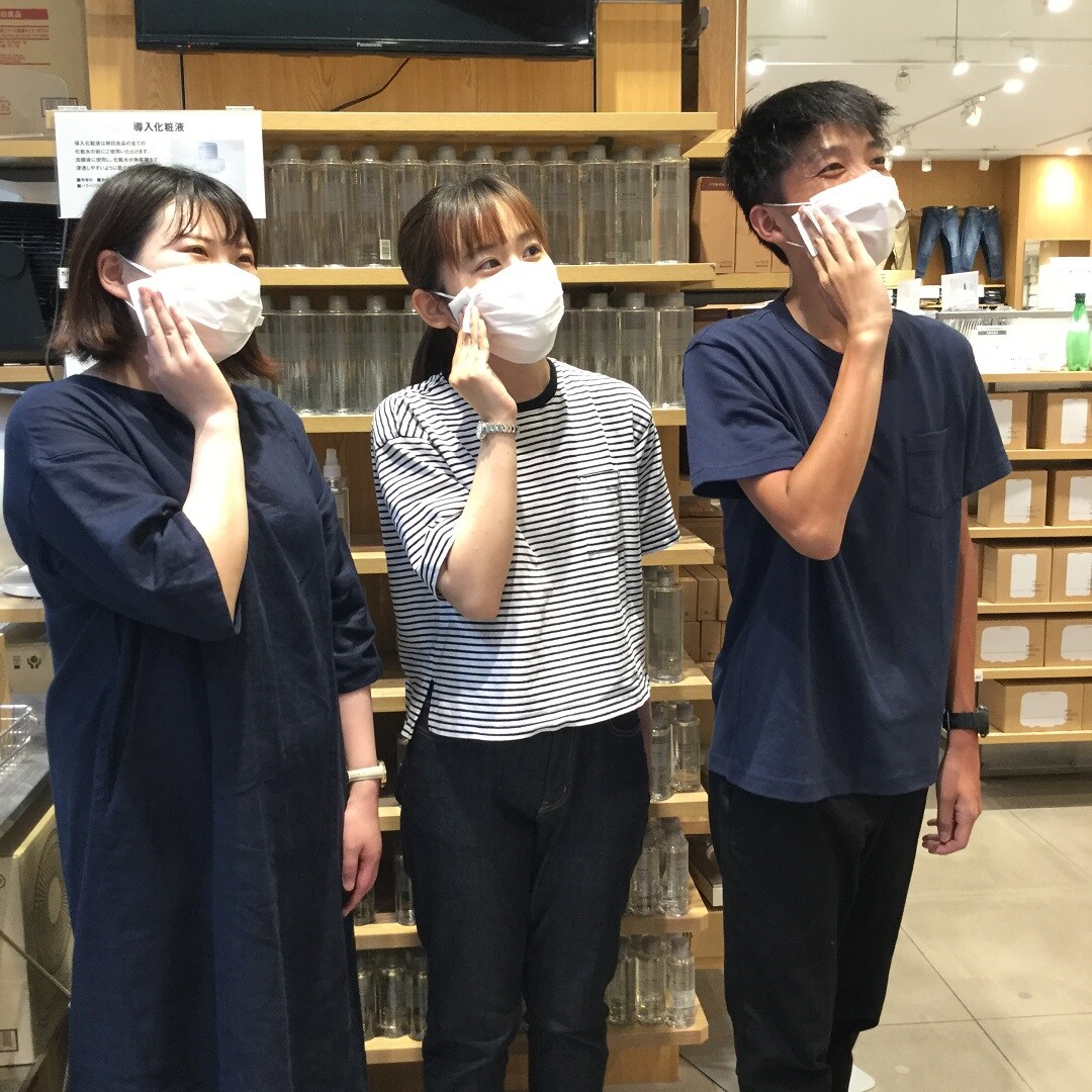 【サンリブシティ小倉】スタッフ3人