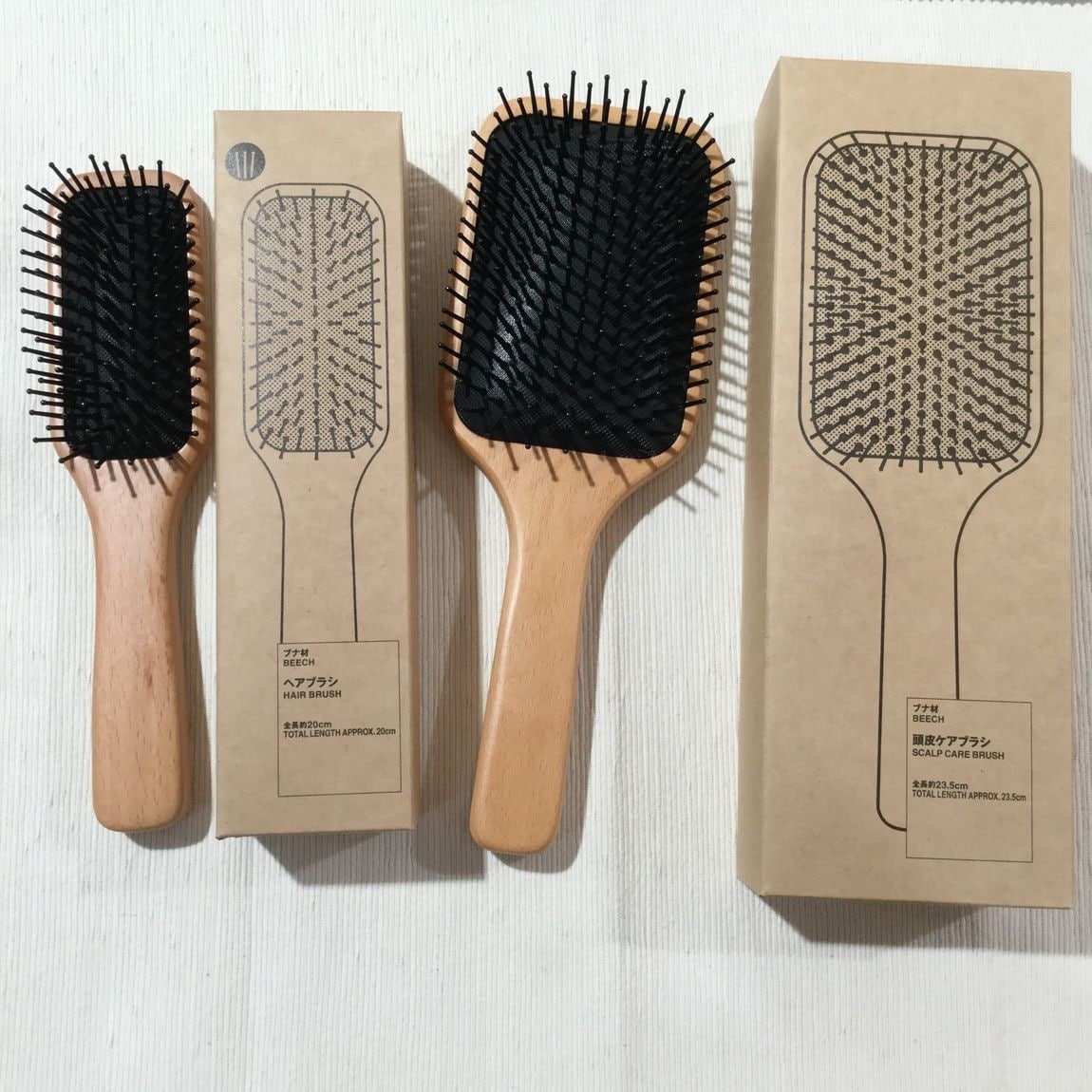 赤羽アピレ 新商品 ヘアブラシでさらさらに 無印良品