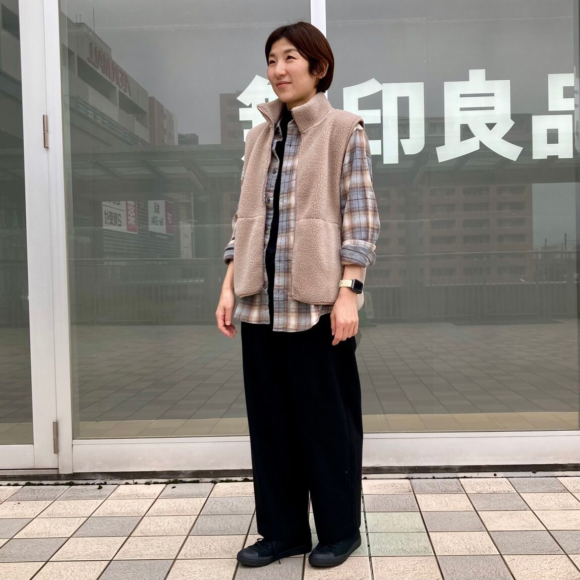 045530_20251025_01_00