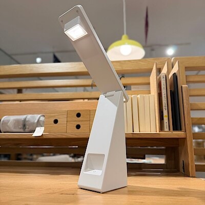 【西友荻窪】場所を選らばずに使えるライトのご紹介