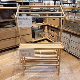 【西友荻窪】竹材でできた「タオルハンガー」と「スリムテーブル」のご紹介