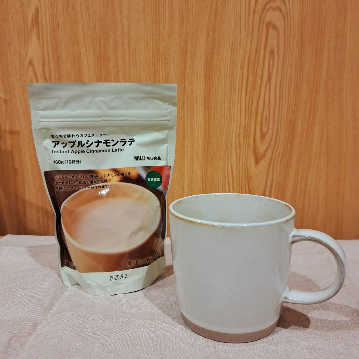 https://contents.muji.com/jp/sites/jp/files/2019-06/%E3%82%A2%E3%83%83%E3%83%97%E3%83%AB%E3%82%B7%E3%83%8A%E3%83%A2%E3%83%B3%E2%91%A0.jpg