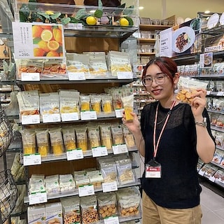 【イオンモール甲府昭和】季節を感じる新商品　レモンのお菓子