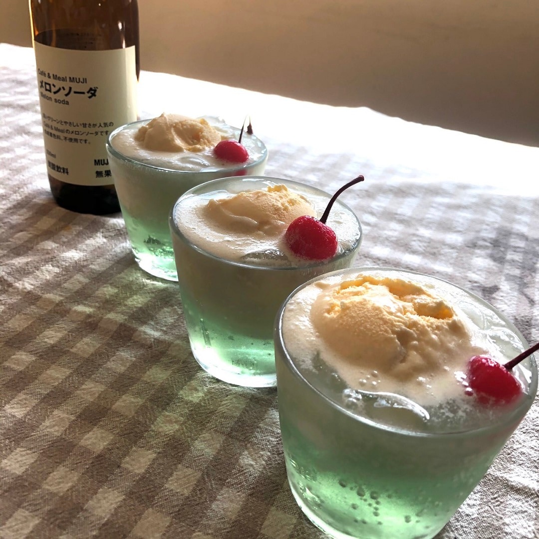 やさしい味のメロンソーダ