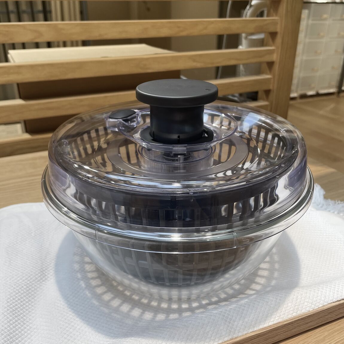 プッシュ式サラダスピナー