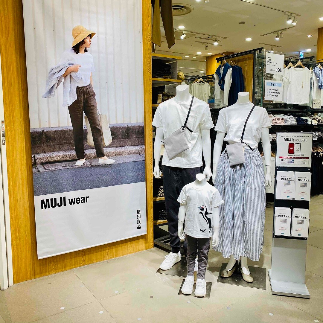 Tシャツ