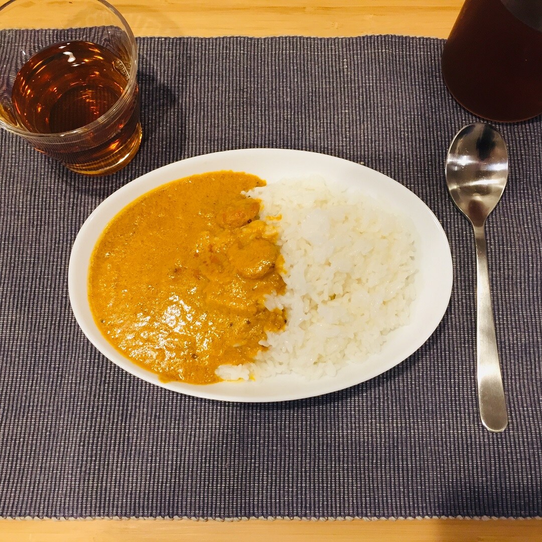 キービジュアル画像：素材を生かしたカレー　プラウンマサラ（海老のクリーミーカレー）｜スタッフのおすすめ