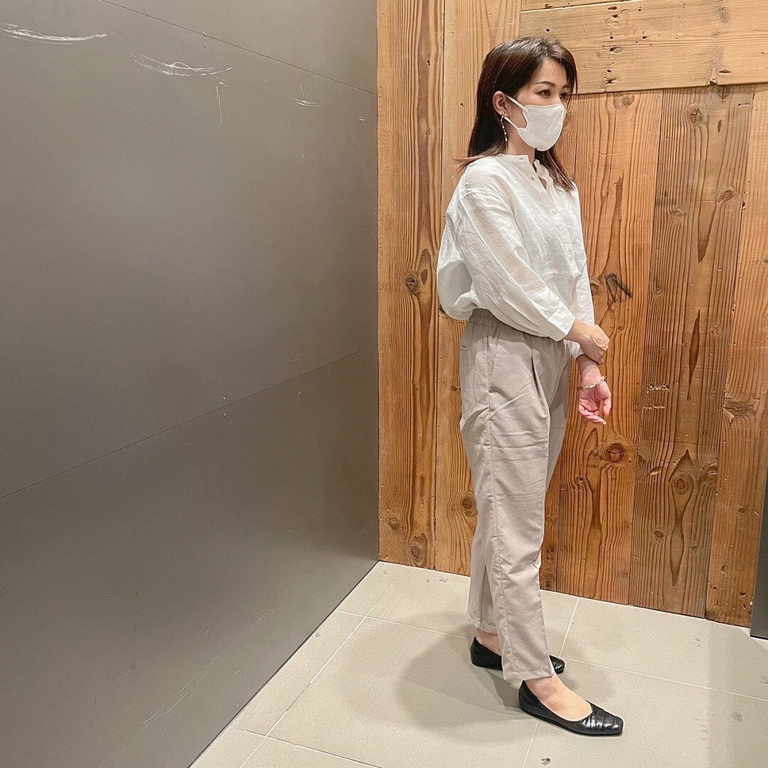 スタッフ女性①