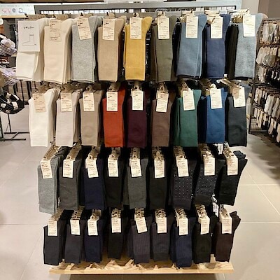 【そごう千葉】　おしゃれは足元から。リブ編み靴下のご紹介