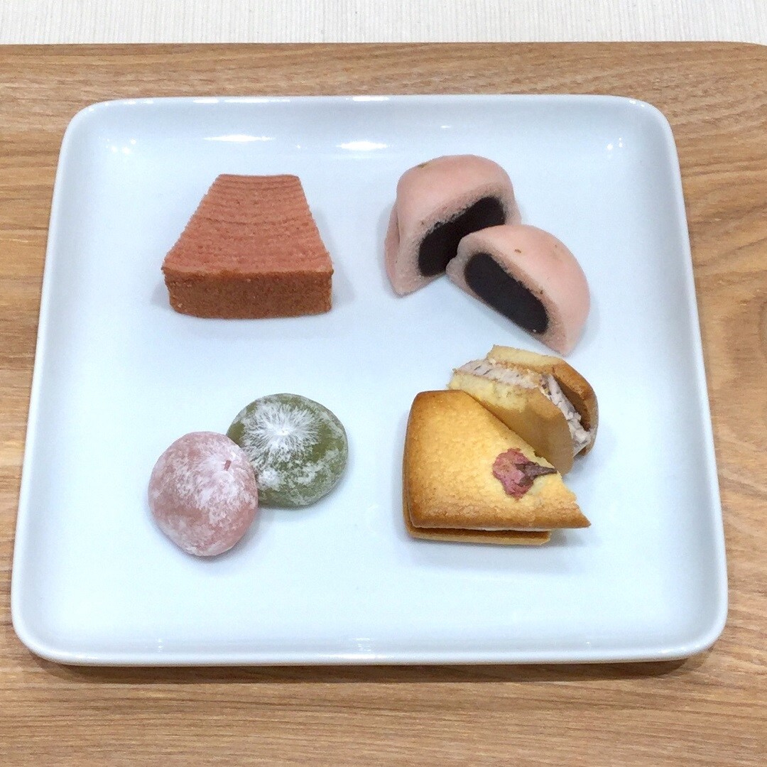 キービジュアル画像：春スイーツ｜スタッフのおすすめ