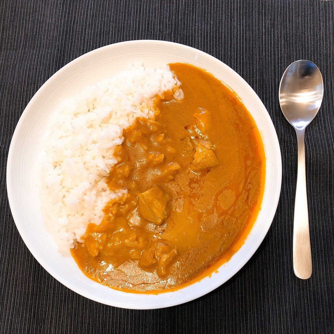 キービジュアル画像：素材を生かしたカレー｜食べくらべてみました