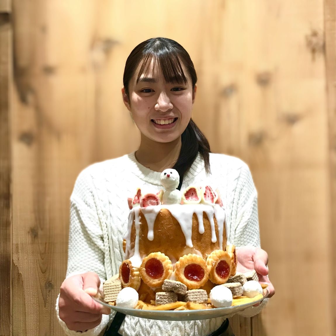 【ルミネ立川】「特大バウム」でクリスマスデコレーション｜この冬の、コツをおくります