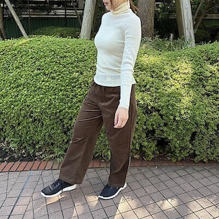 【横浜ジョイナス】首のチクチクを抑えたハイネックセーター