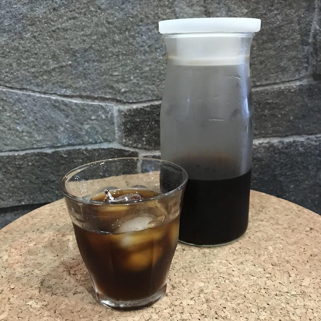 キービジュアル画像：暑い夏。アイスコーヒーはいかがですか？｜スタッフのおすすめ