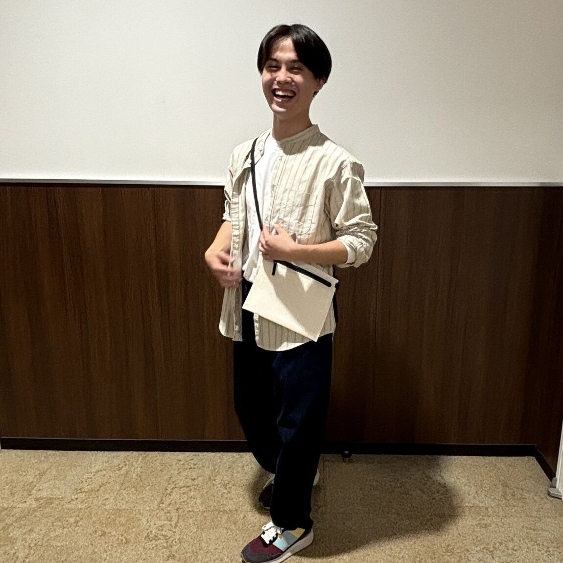 洗いざらしオックススタンドカラー長袖シャツ