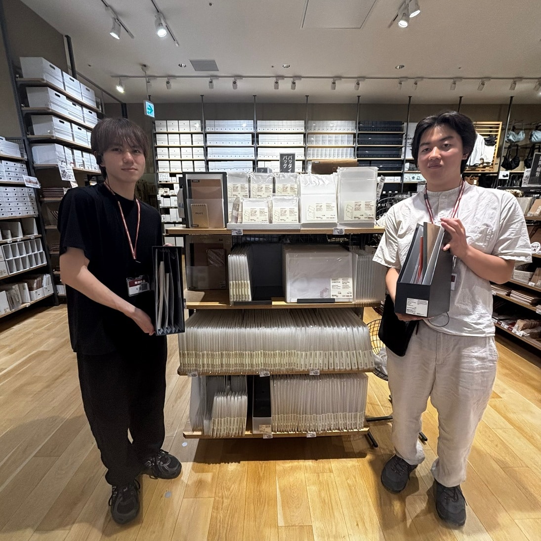 １