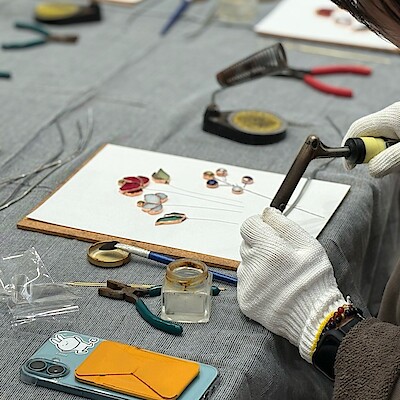 【広島パルコ】ステンドグラスでつくる迎春ガラスピック｜イベントレポート