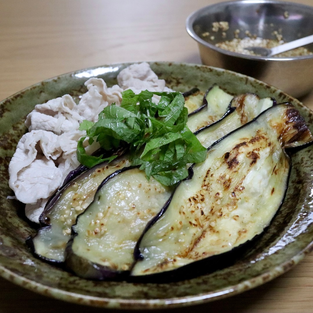 【難波】なすと豚しゃぶのごまポン酢だれ