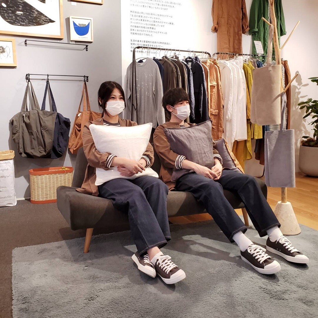 男女兼用サイズでお揃いコーデ