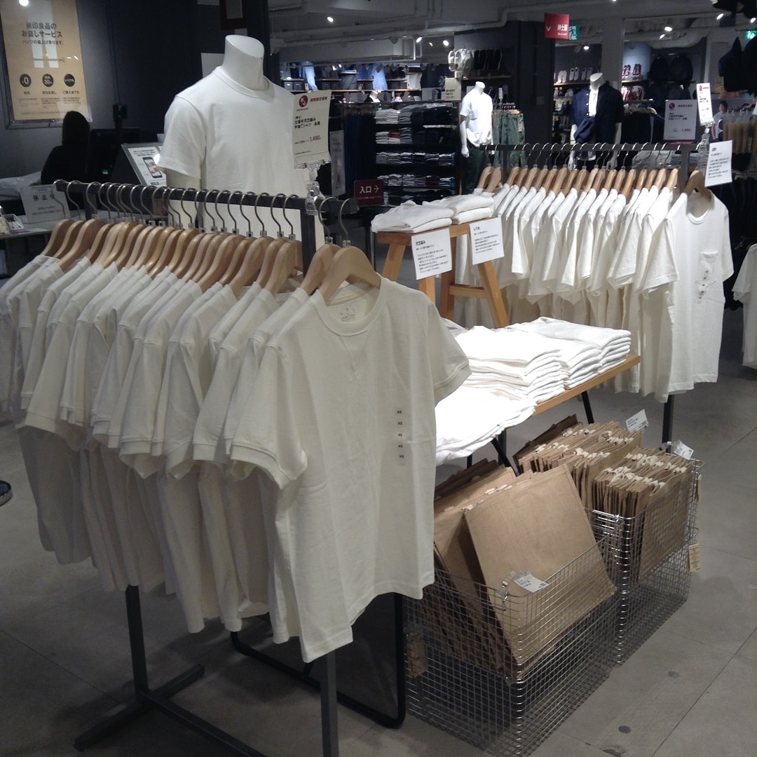 キービジュアル画像：オーガニックコットンで作ったＴシャツ｜スタッフのおすすめ