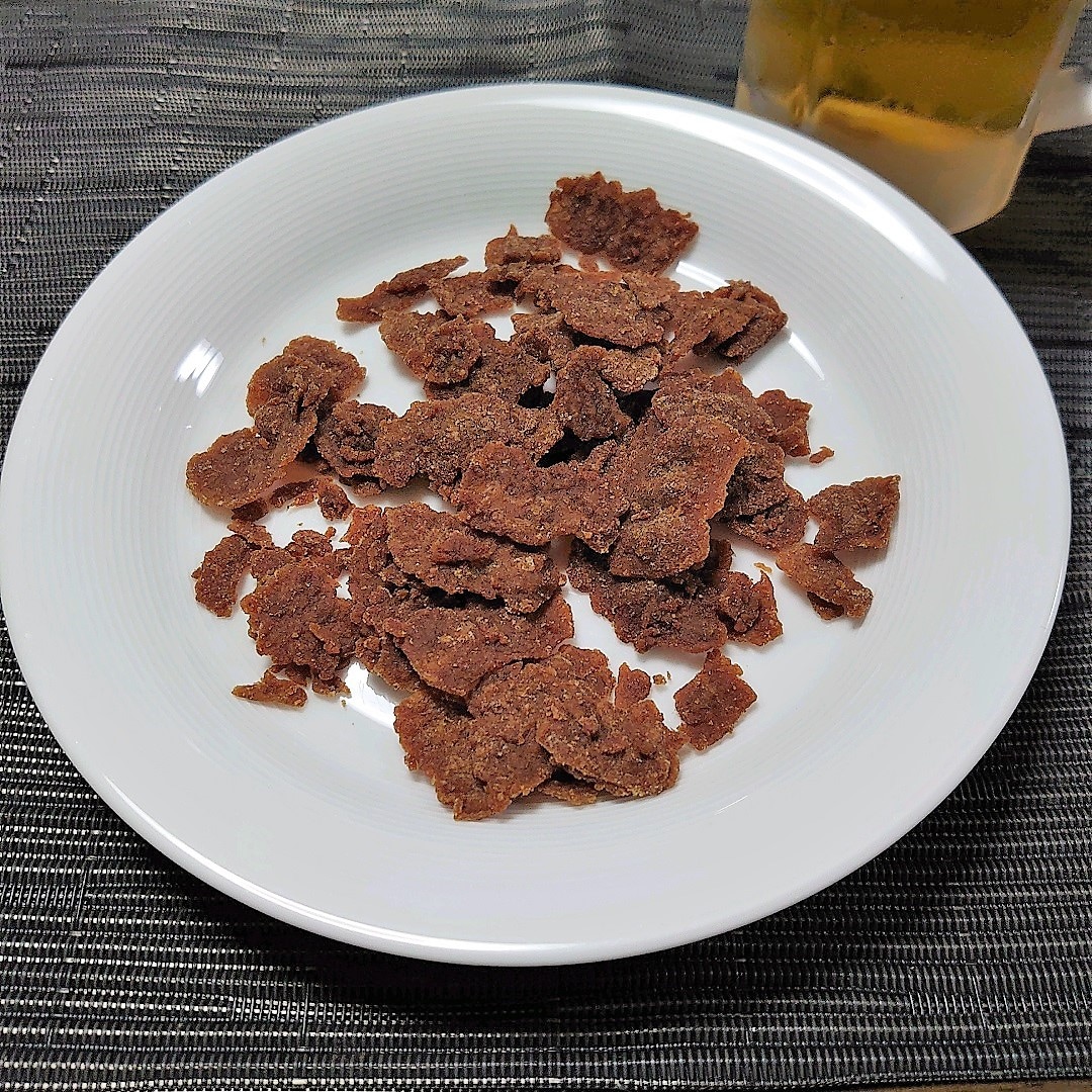 【難波】大豆ジャーキーとビール1