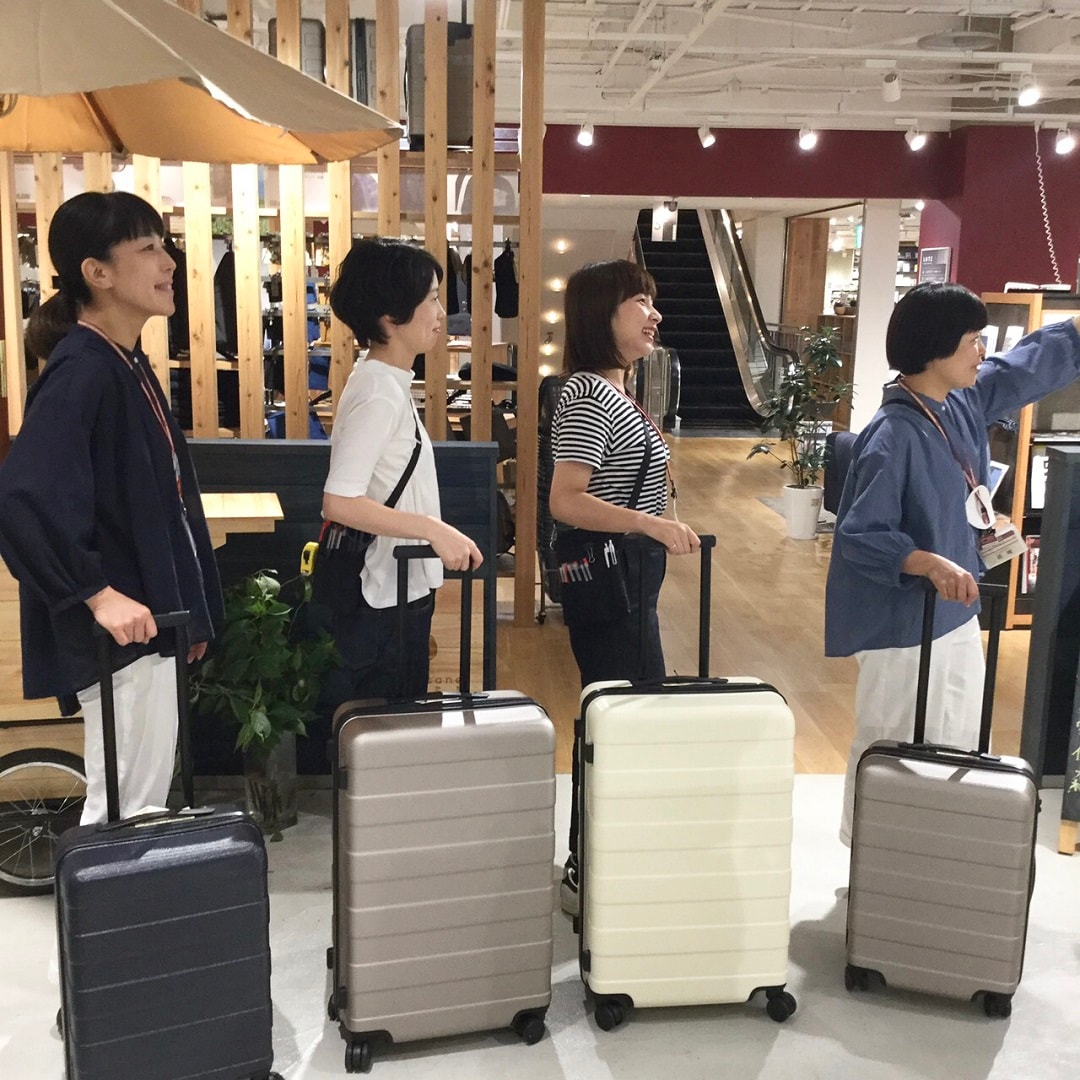キービジュアル画像：『良い旅を、良い品と。』 │ スタッフのおすすめ