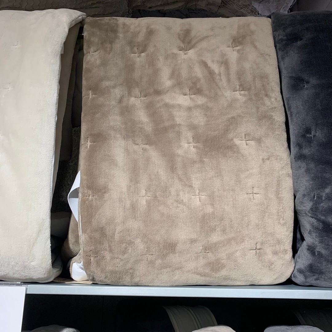 ムレにくい厚手敷パッド