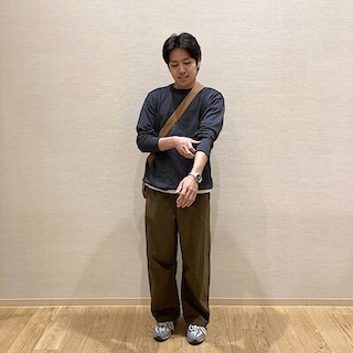 【イオンモール福岡】　１７７ｃｍ