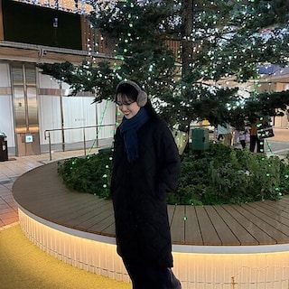 上品に、軽やかに。冬の質感コーディネート