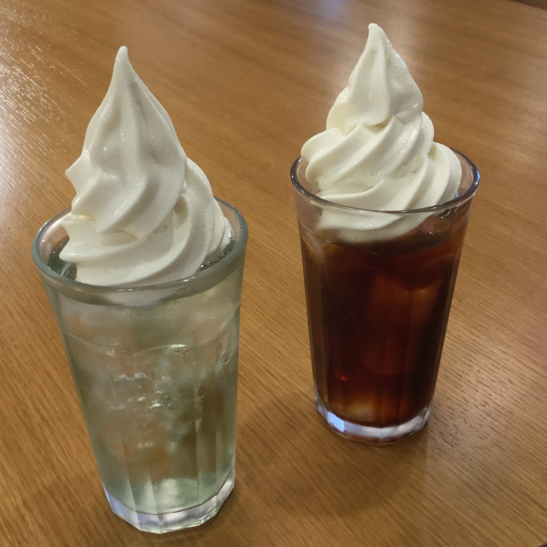 キービジュアル画像：夏に美味しいフロートメニュー｜スタッフのおすすめ