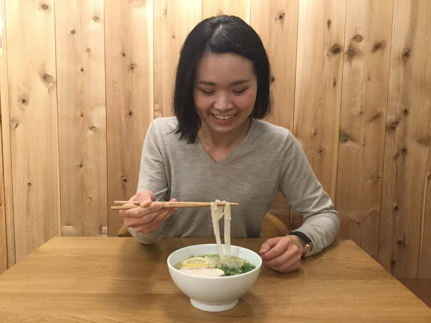 キービジュアル画像：寒い冬のあったかメニューご紹介　国産鶏ムネ肉のチキンフォー｜スタッフのおすすめ