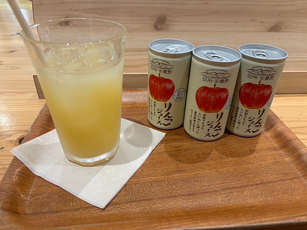 【Cafe＆MealMUJI上野マルイ】りんごジュース