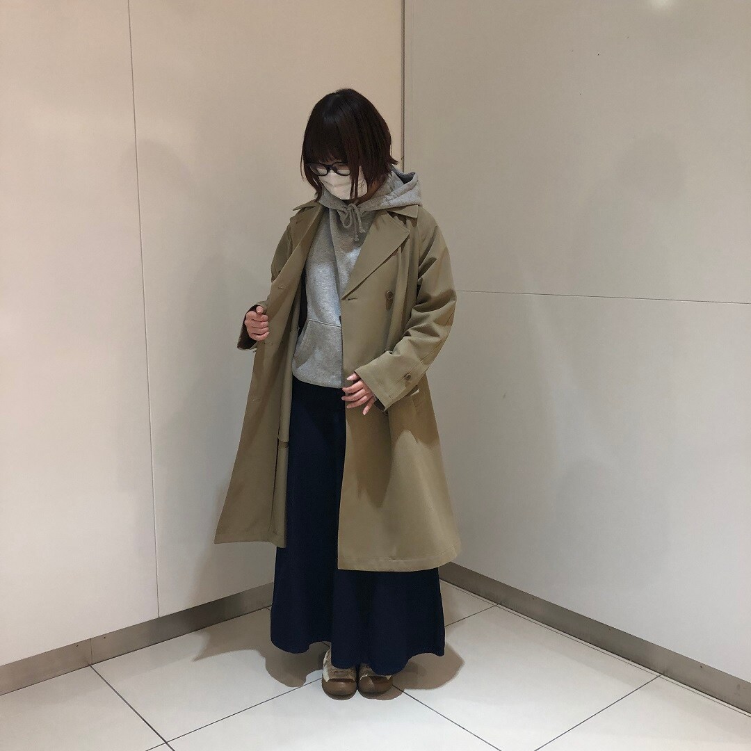 女の子が立っている写真