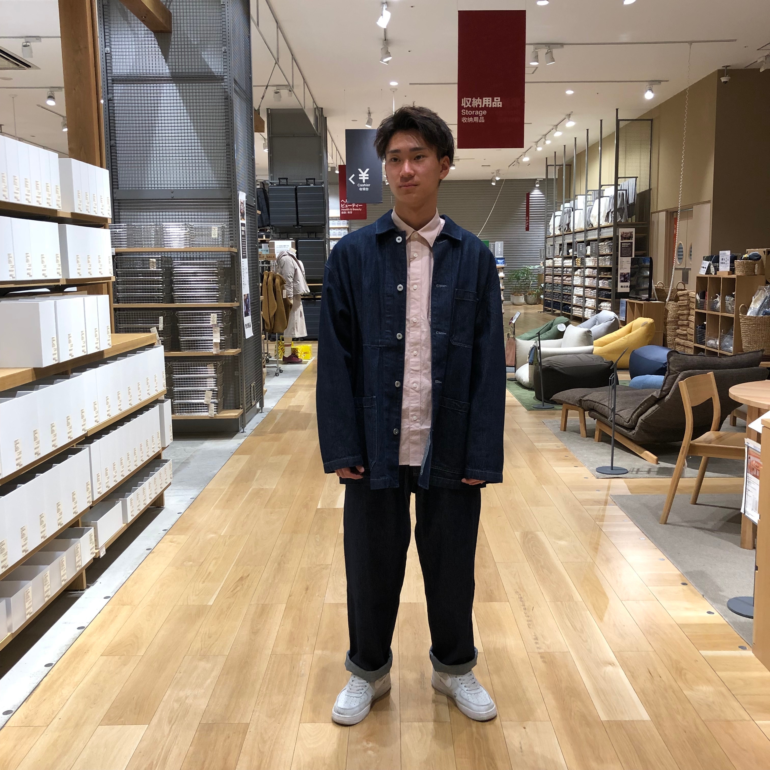男性のデニムセットアップコーデ