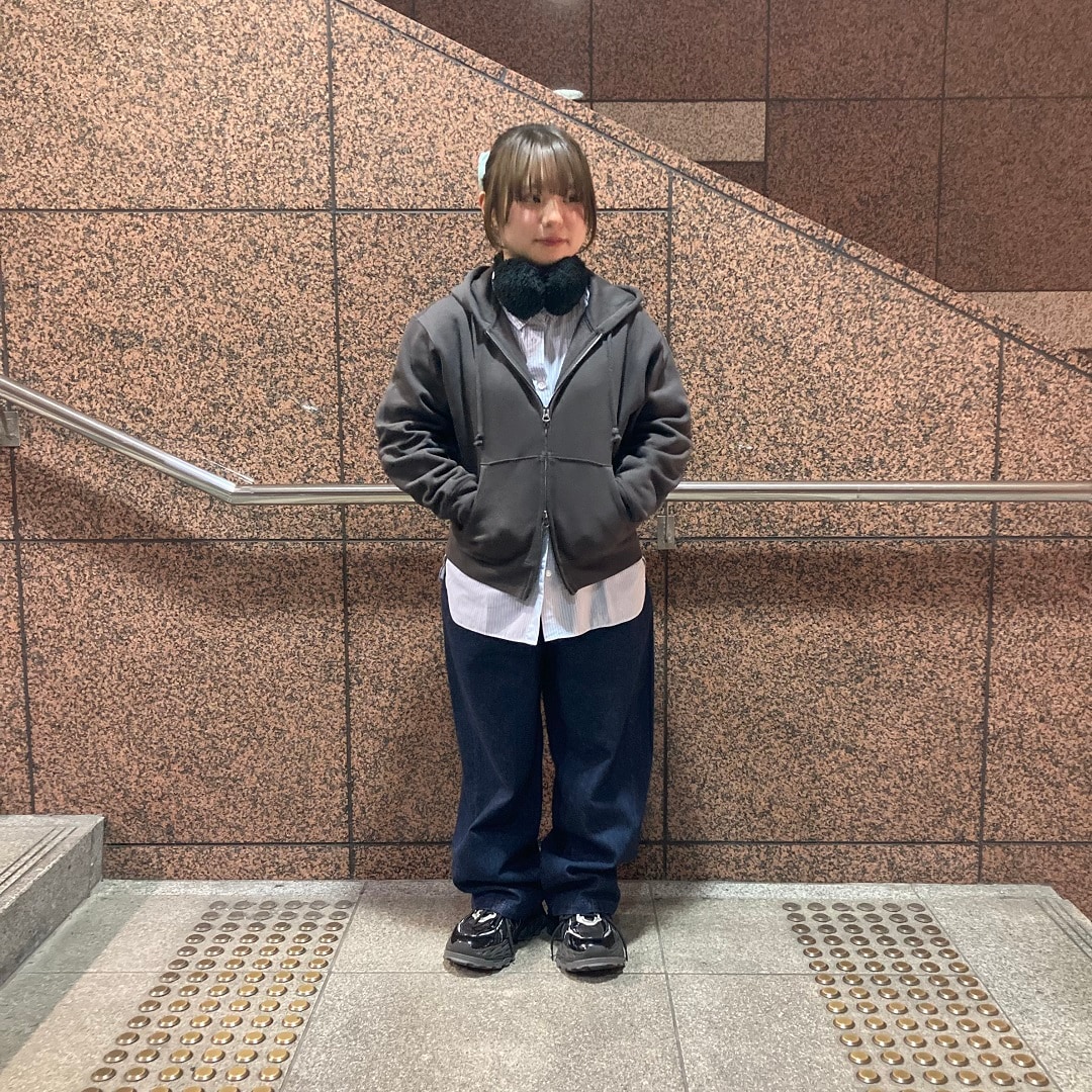 立っている写真