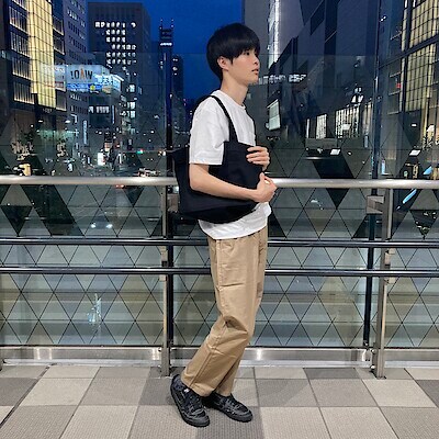 【イオンモール岡山】　身長185cm