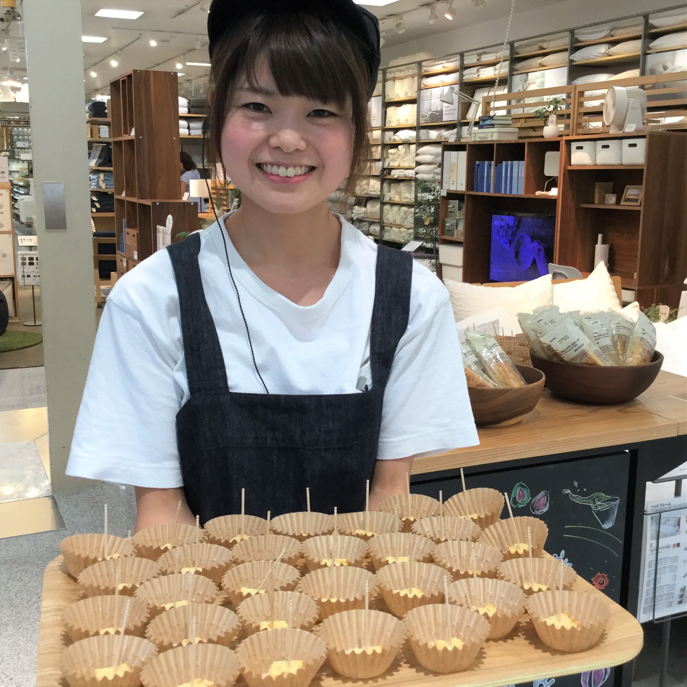 キービジュアル画像：今日の試食~不揃い　アップルとシナモンのケーキ~