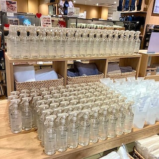 【アピタ稲沢】乾燥の気になる季節に天然水の潤いはいかが？