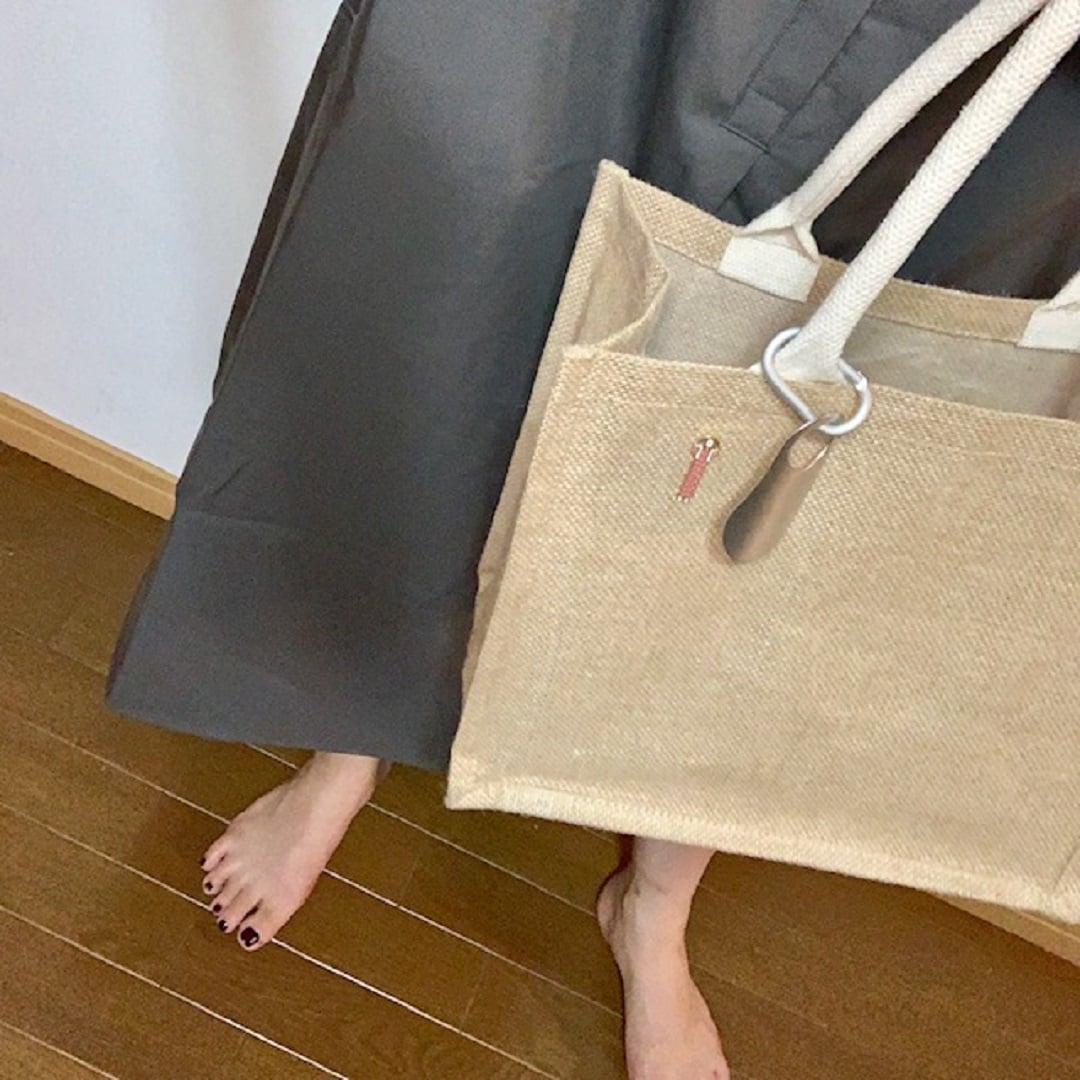 キービジュアル画像：持ち歩くわたしの相棒｜スタッフのおすすめ