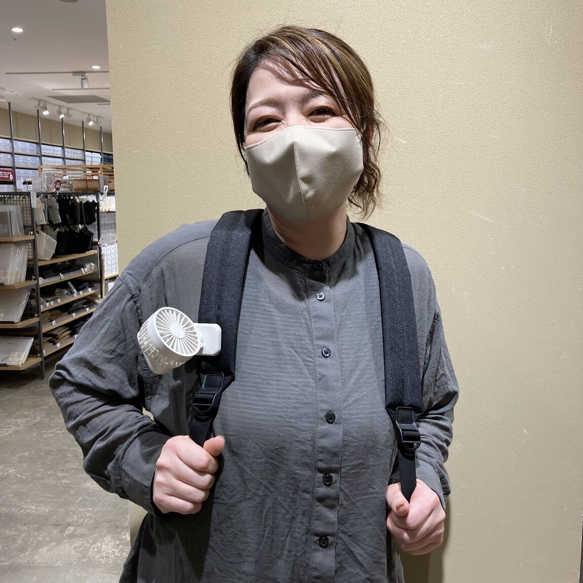 【カラフルタウン岐阜】置いても使える充電式クリップファンミニ