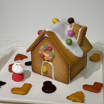 【経堂コルティ】クリスマス　ヘクセンハウス作ってみました！