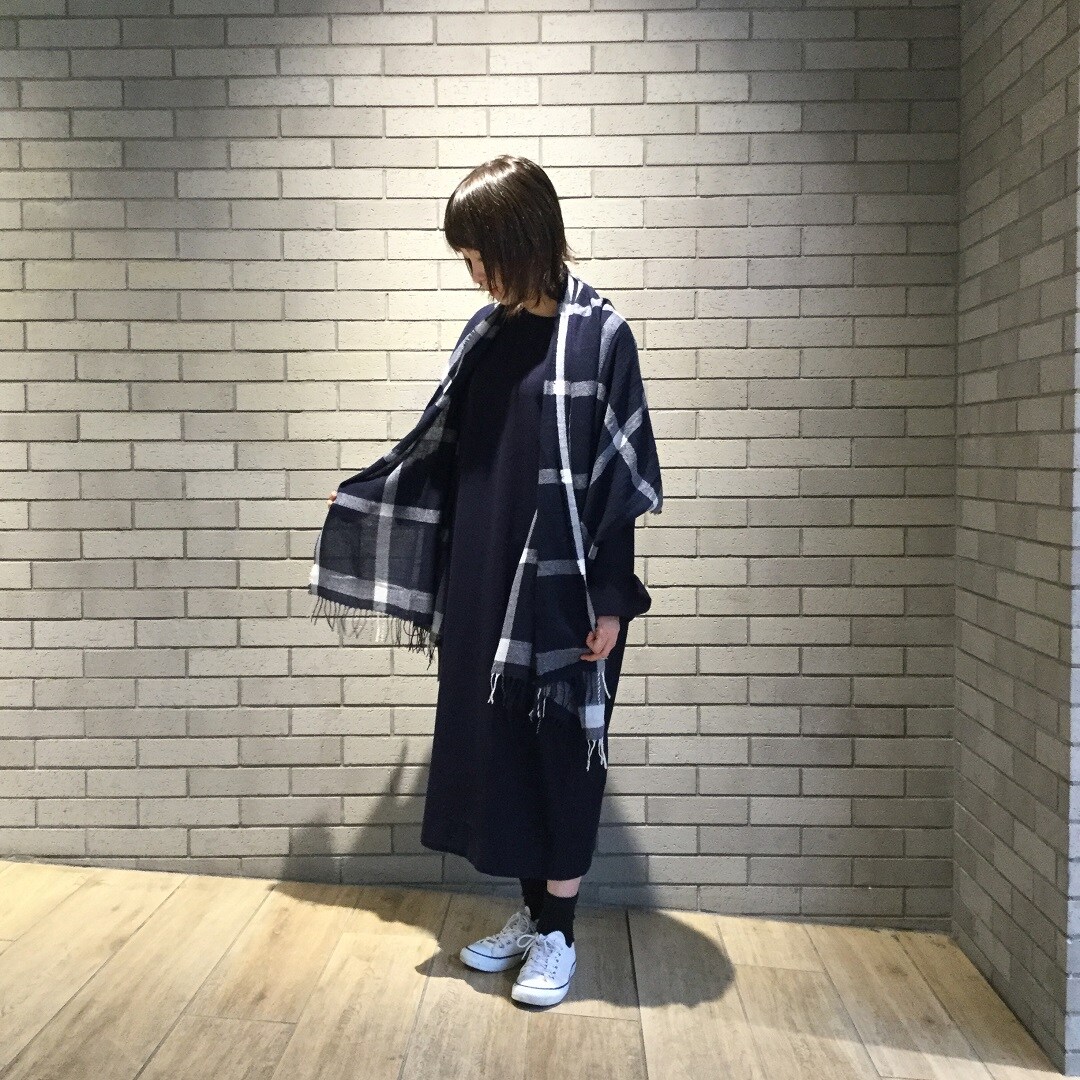 キービジュアル画像：　婦人・ストール｜週末限定お買い得商品のご紹介